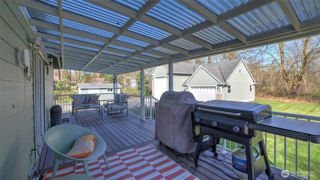 16302 230th Avenue SE, Maple Valley, WA 98038