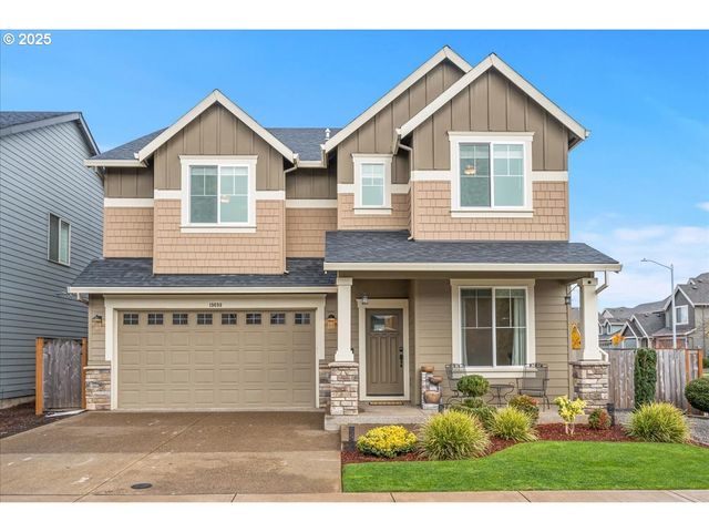 19698 CEDARWOOD Way, Oregon City, OR 97045