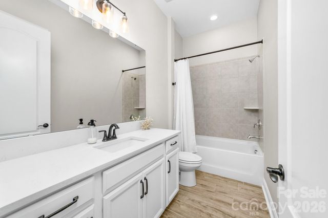 4518 Acorn Hill Drive, Lancaster, SC 29720