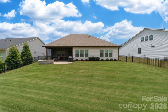4518 Acorn Hill Drive, Lancaster, SC 29720
