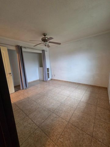 807 Olds Ave, Livingston, CA 95334