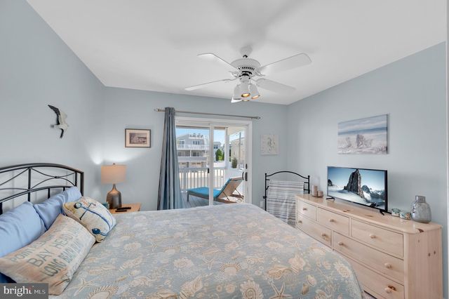 46 S 2ND ST, Surf City, NJ 08008