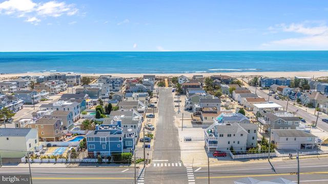 46 S 2ND ST, Surf City, NJ 08008