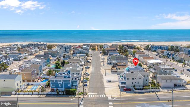 46 S 2ND ST, Surf City, NJ 08008