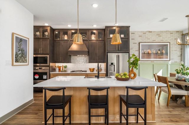 405 Kinley Oaks Drive, Houston, TX 77079