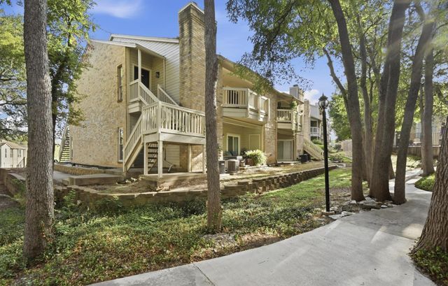 2450 Wickersham LN 1402, Austin, TX 78741
