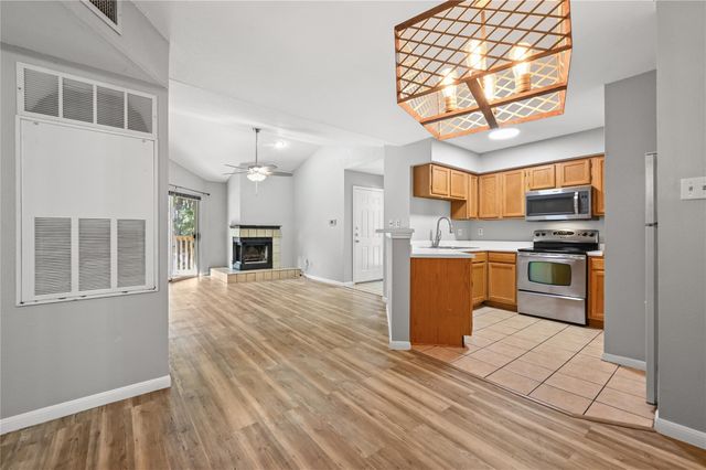 2450 Wickersham LN 1402, Austin, TX 78741