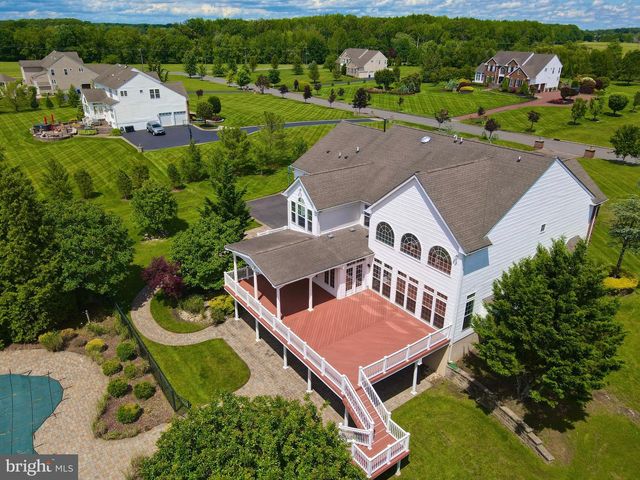 6 APPLEWOOD CT, Hainesport, NJ 08036
