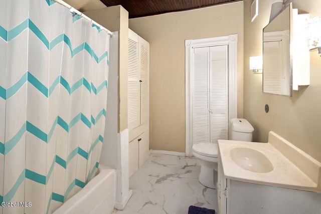 124 Mountainview Avenue, Brunswick, NY 12180