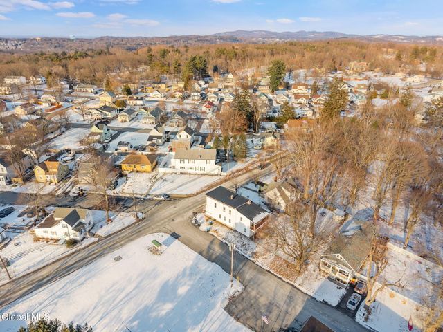 124 Mountainview Avenue, Brunswick, NY 12180