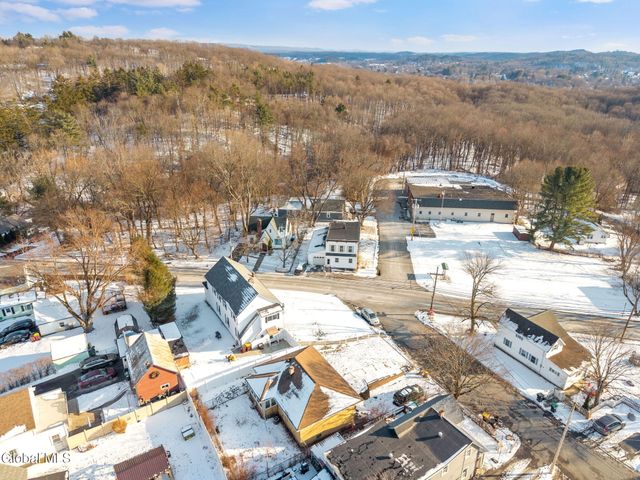 124 Mountainview Avenue, Brunswick, NY 12180