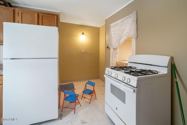 124 Mountainview Avenue, Brunswick, NY 12180