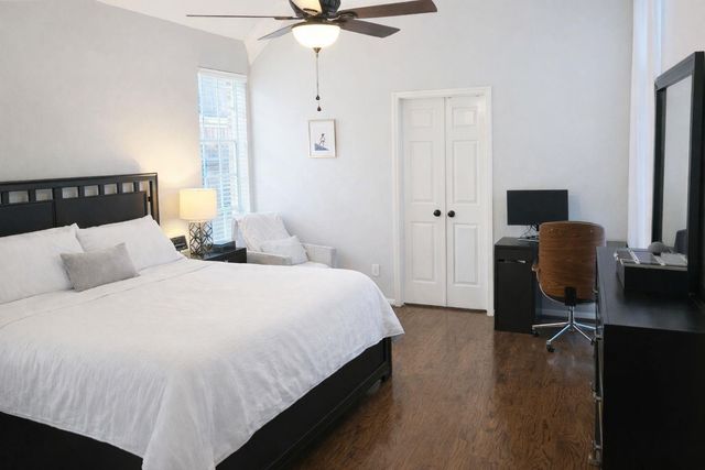 6703 Cypress Village Drive, Sugar Land, TX 77479