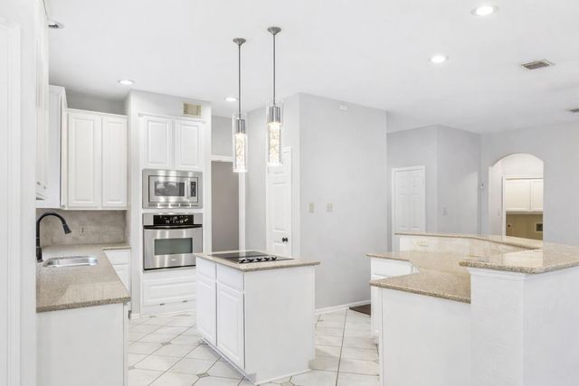 6703 Cypress Village Drive, Sugar Land, TX 77479