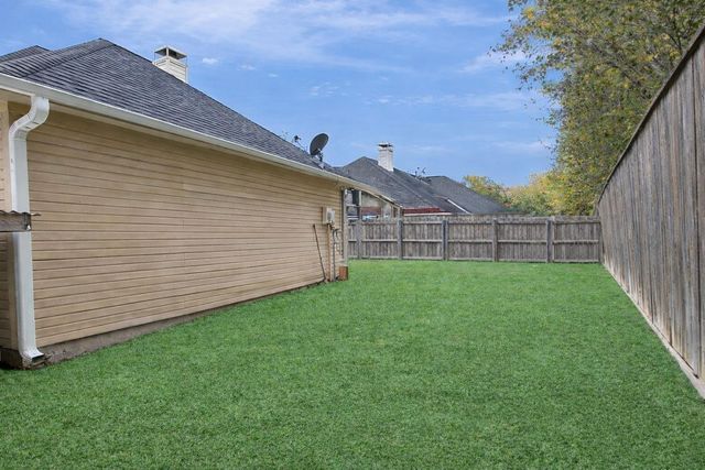 6703 Cypress Village Drive, Sugar Land, TX 77479