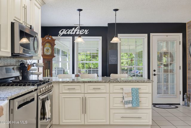 505 Seascape Drive, Sneads Ferry, NC 28460