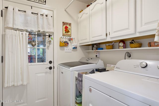 505 Seascape Drive, Sneads Ferry, NC 28460