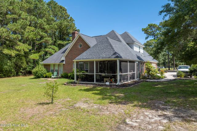 505 Seascape Drive, Sneads Ferry, NC 28460
