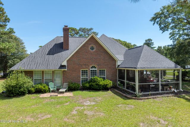 505 Seascape Drive, Sneads Ferry, NC 28460