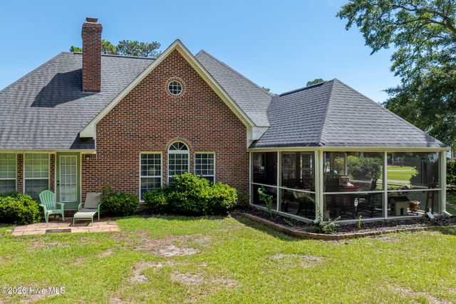 505 Seascape Drive, Sneads Ferry, NC 28460