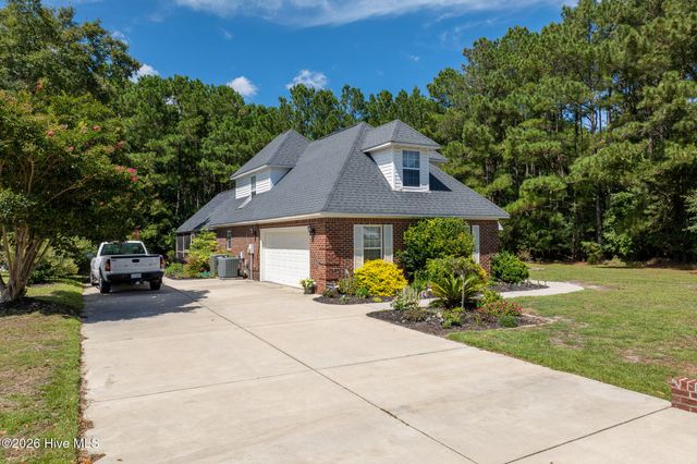 505 Seascape Drive, Sneads Ferry, NC 28460