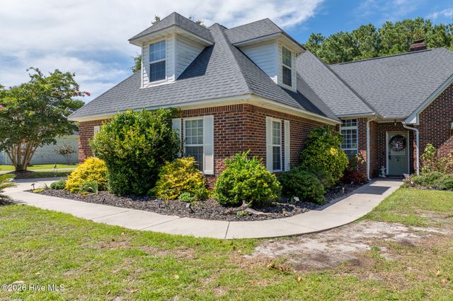 505 Seascape Drive, Sneads Ferry, NC 28460