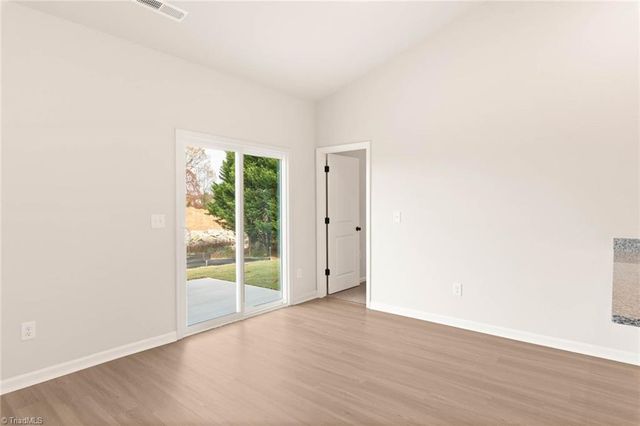 221 Macintosh Drive, King, NC 27021