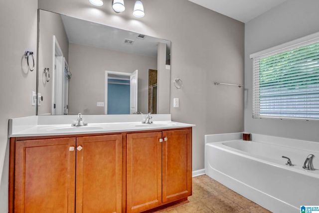 208 CREEKSIDE COURT, Pelham, AL 35124
