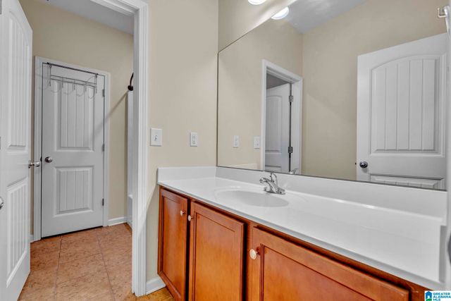 208 CREEKSIDE COURT, Pelham, AL 35124