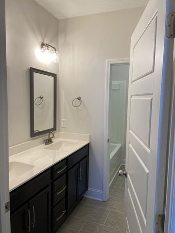 602 Alvin Rd, Clarksville, TN 37042