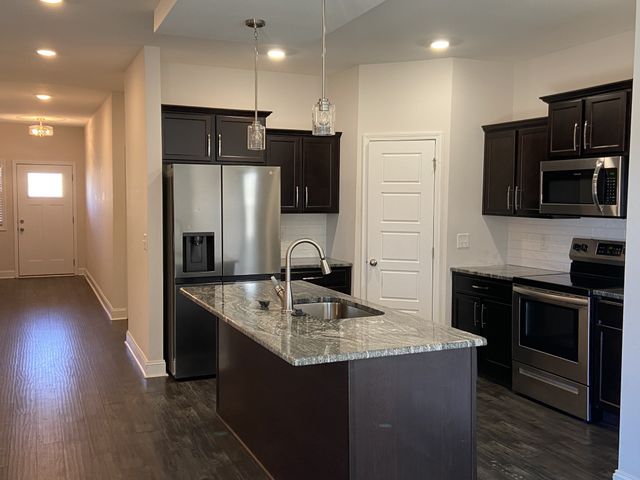 602 Alvin Rd, Clarksville, TN 37042