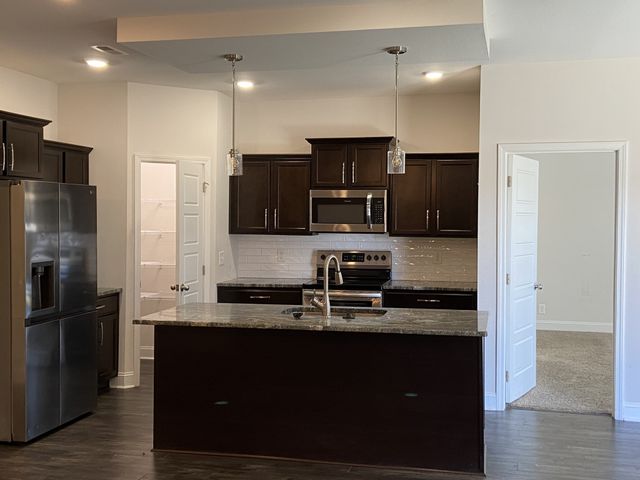 602 Alvin Rd, Clarksville, TN 37042