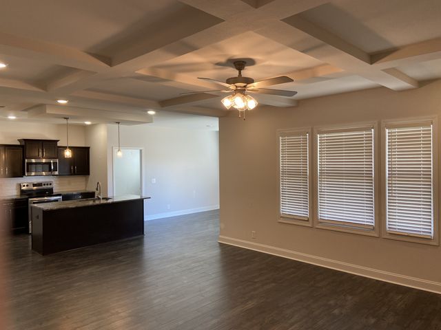 602 Alvin Rd, Clarksville, TN 37042