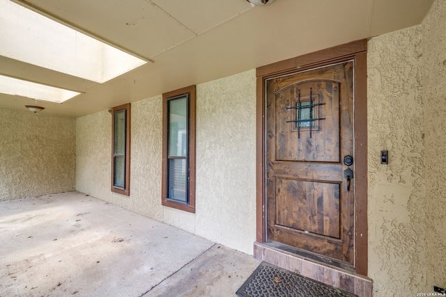 16115 Wolf Creek, San Antonio, TX 78232