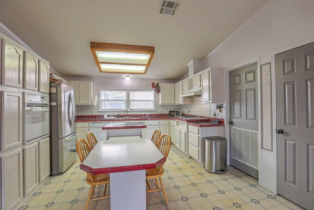 115 Casey Jones Place, Albuquerque, NM 87113