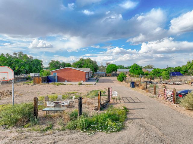 115 Casey Jones Place, Albuquerque, NM 87113