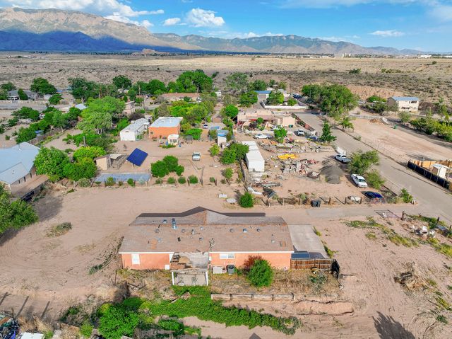 115 Casey Jones Place, Albuquerque, NM 87113