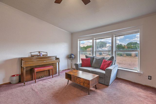 115 Casey Jones Place, Albuquerque, NM 87113