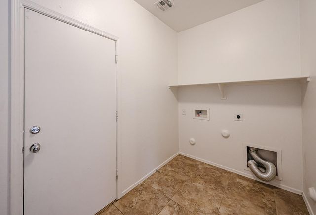 12039 W LEATHER Lane, Peoria, AZ 85383