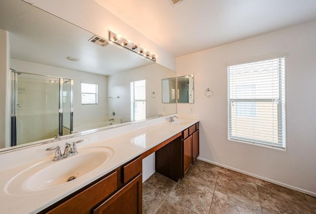 12039 W LEATHER Lane, Peoria, AZ 85383