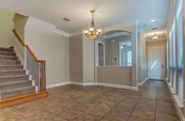 228 Wallington Way, Lewisville, TX 75067