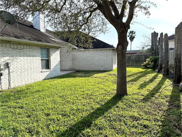 7613 Bayonne Dr, Corpus Christi, TX 78414