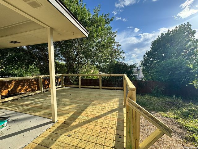 2038 Bentwood, New Braunfels, TX 78130