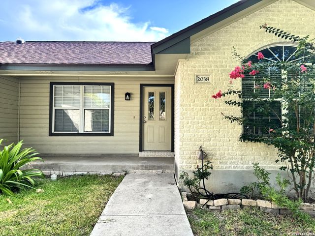 2038 Bentwood, New Braunfels, TX 78130