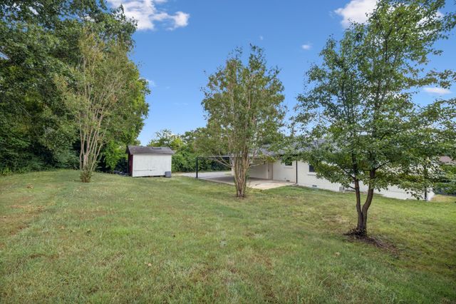 115 Leota Dr, Hendersonville, TN 37075