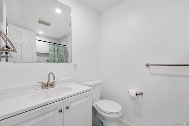 10 Helene Drive, Shirley, NY 11967