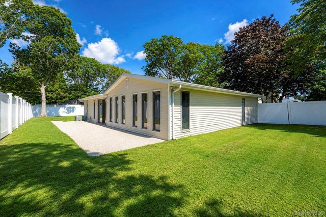 10 Helene Drive, Shirley, NY 11967