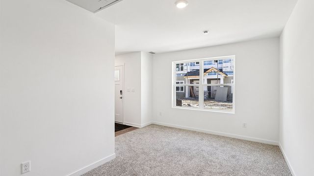 559 Yosemite Way, Mundelein, IL 60060