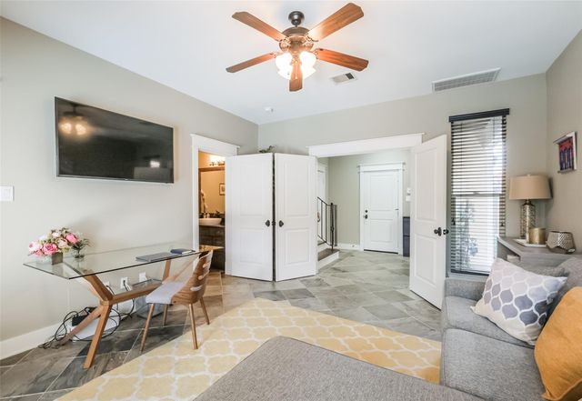 166 Reinicke Street, Houston, TX 77007
