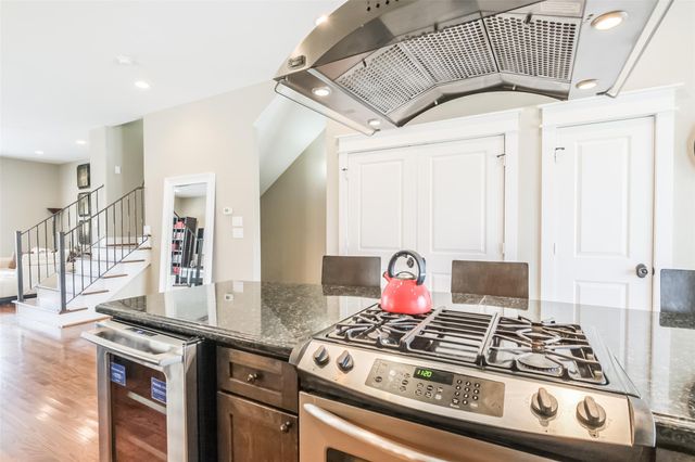 166 Reinicke Street, Houston, TX 77007